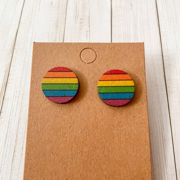 🖤 Circle Wooden Pride Stud Earrings - Picture 3 of 6